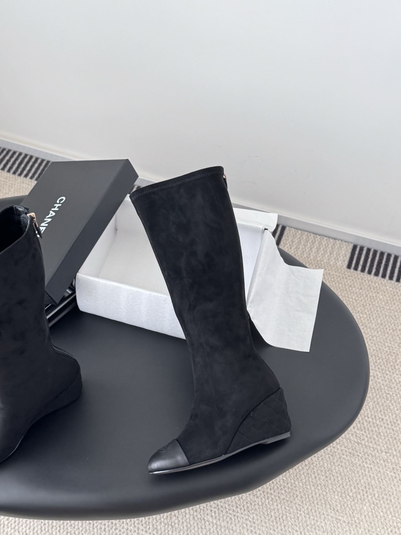 Ch**el boots